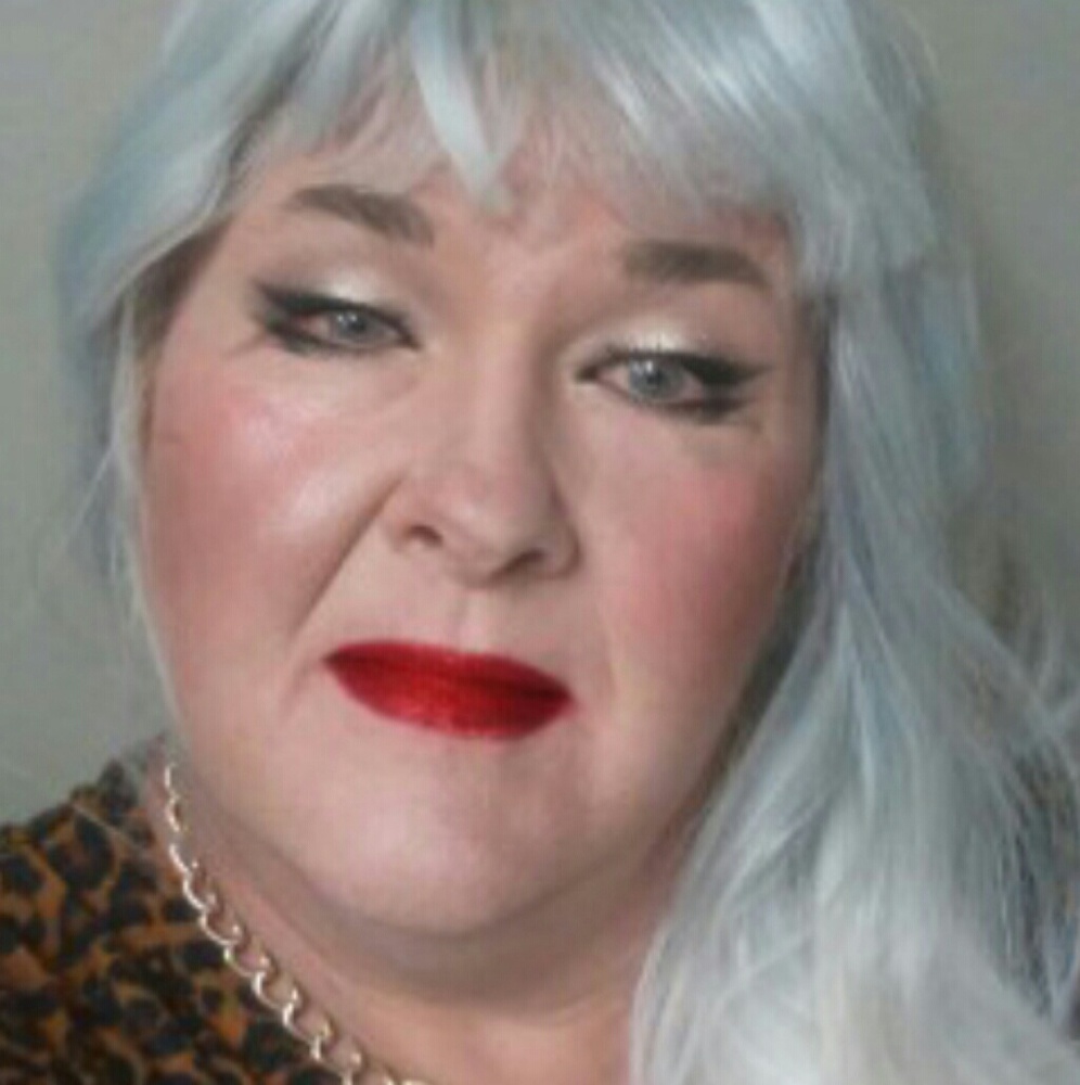 Meet your Posher, Karla